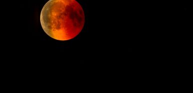 eclipses-2022-touro-escorpiao